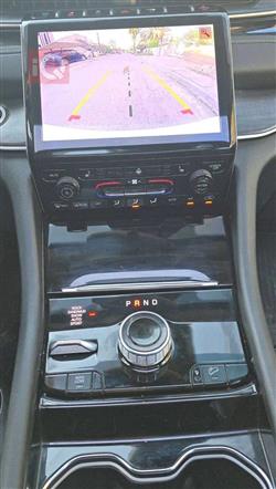 جیپ گراند شیرۆکی